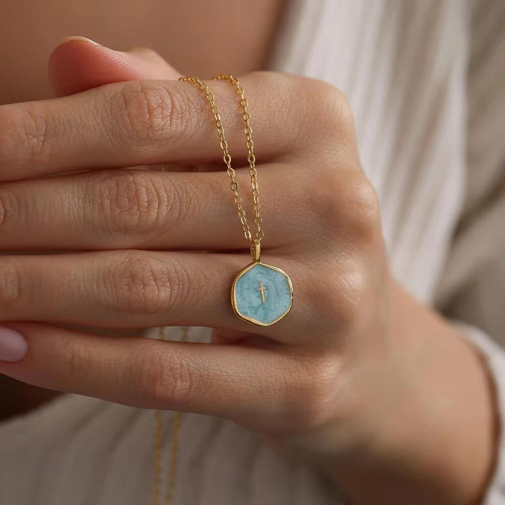 Exquisite small cross pendant necklace, daily minimalist cross pendant necklace, minimalist religious jewelry
