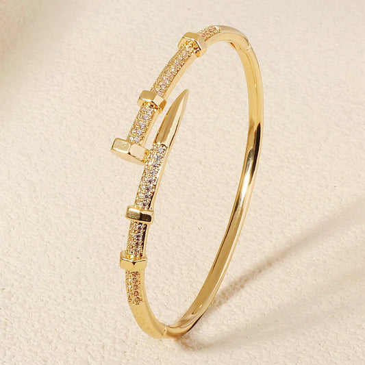 Trendy Zircon Nail Screw Bracelet