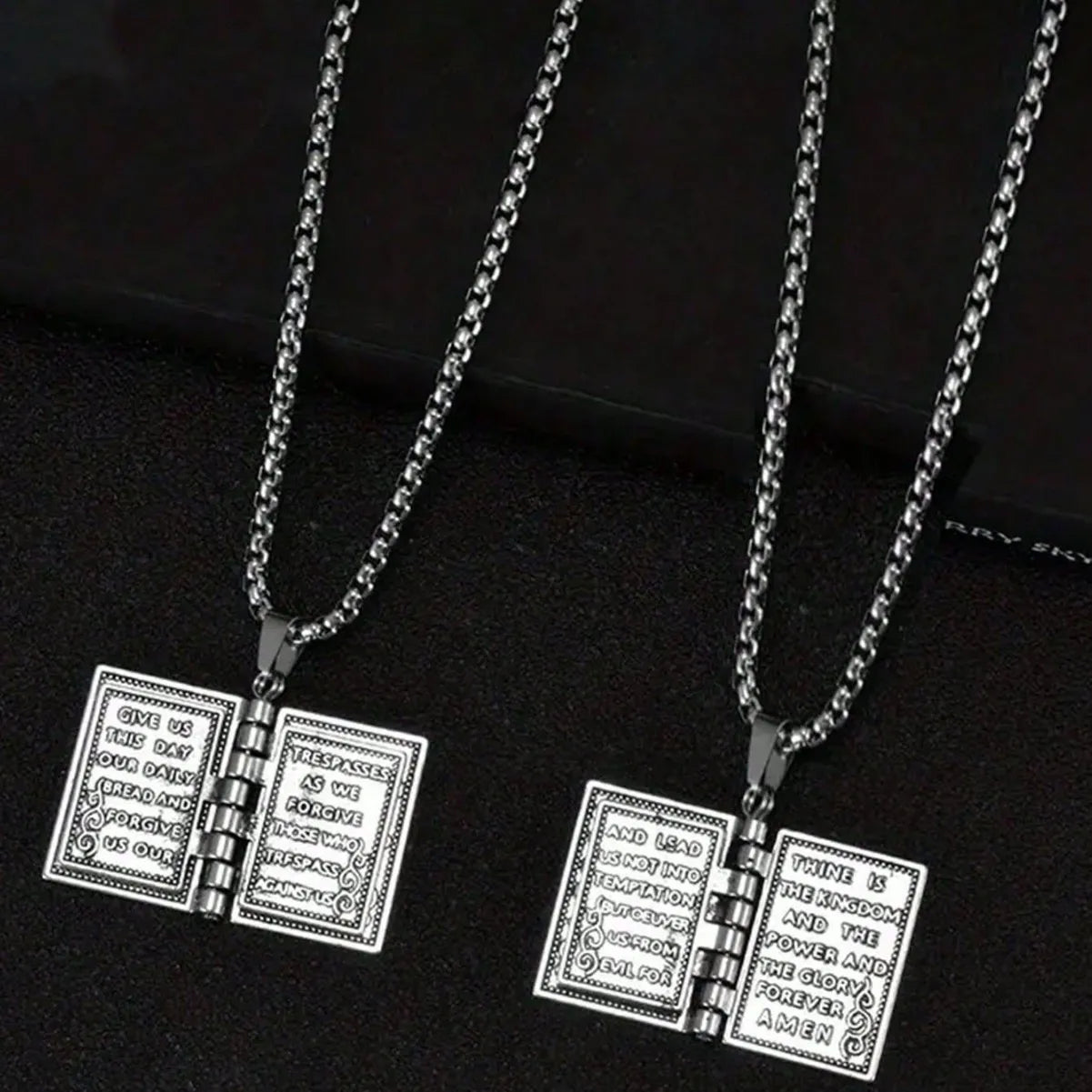 1 pc Vintage Holy Bible Pendant Necklace for Men & Women – Polished Alloy Christian Cross Book Necklace, Opening Bible Locket Pendant, Gold & Silver Religious Jewelry Gift