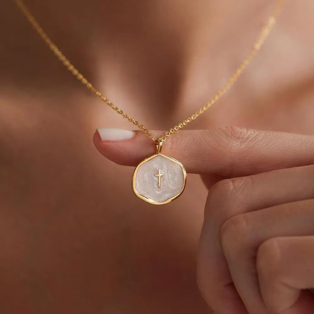 Exquisite small cross pendant necklace, daily minimalist cross pendant necklace, minimalist religious jewelry