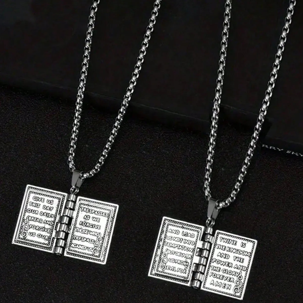 1 pc Vintage Holy Bible Pendant Necklace for Men &amp; Women – Polished Alloy Christian Cross Book Necklace, Opening Bible Locket Pendant, Gold &amp; Silver Religious Jewelry Gift